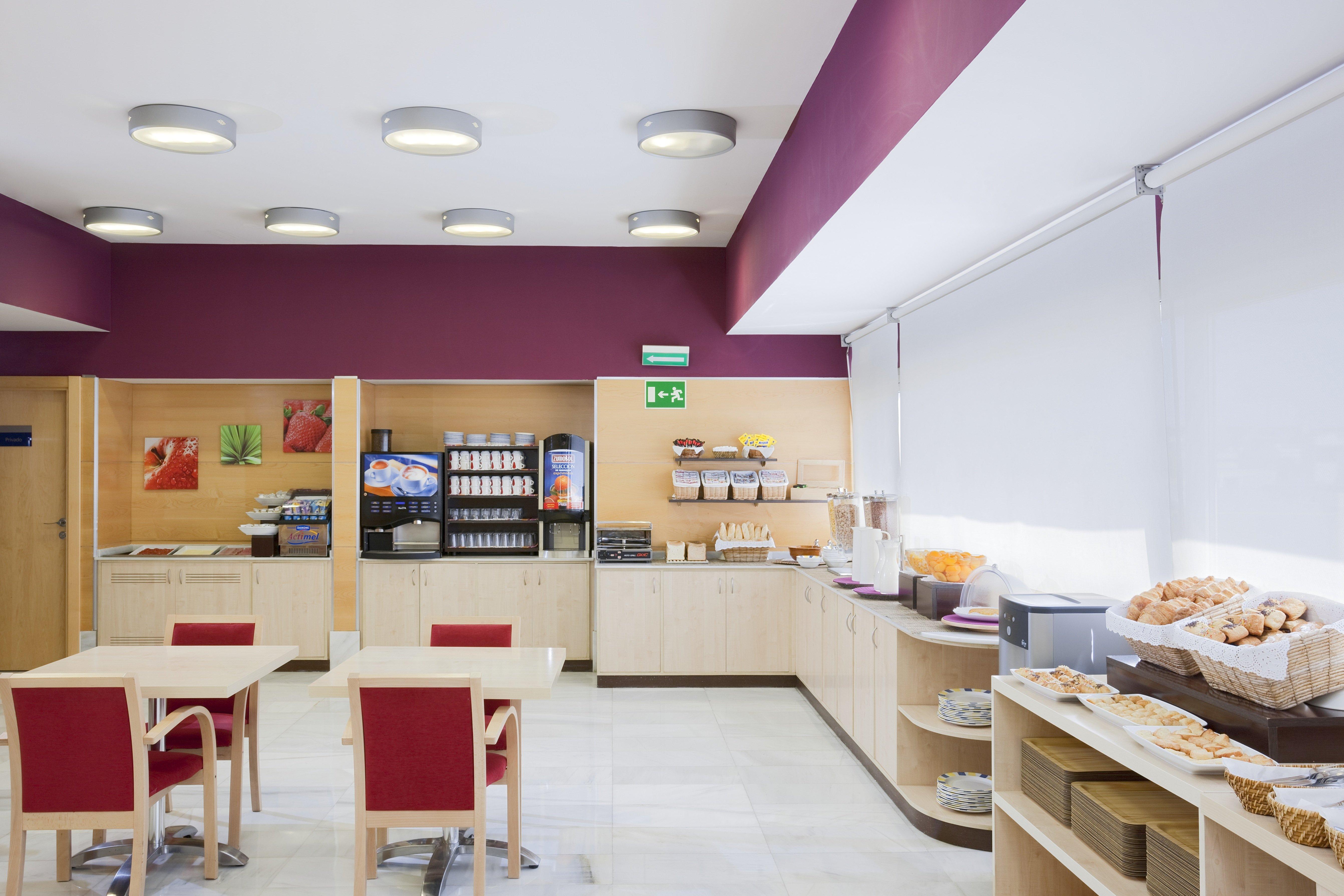 Holiday Inn Express Alcobendas By Ihg Екстериор снимка