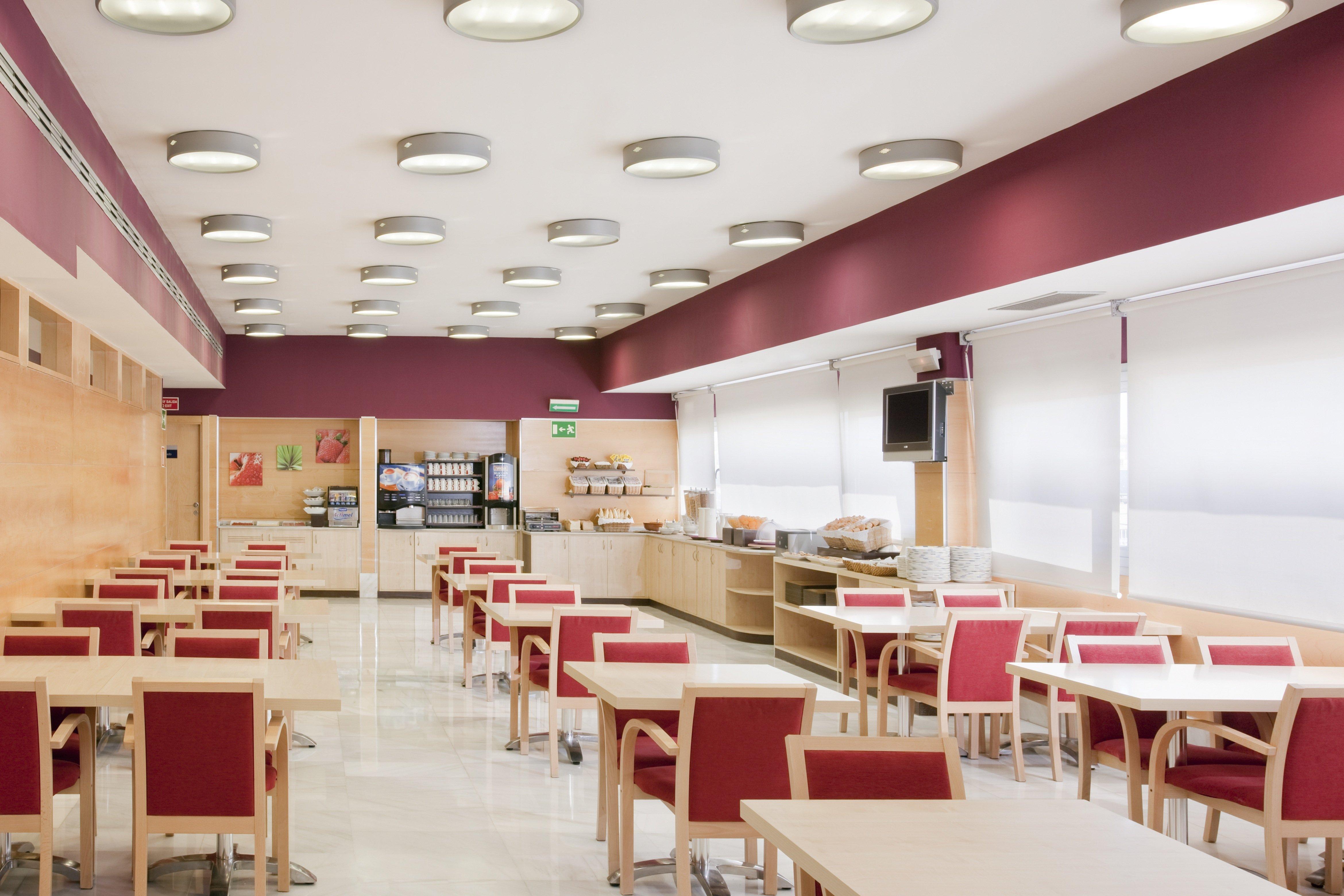 Holiday Inn Express Alcobendas By Ihg Екстериор снимка