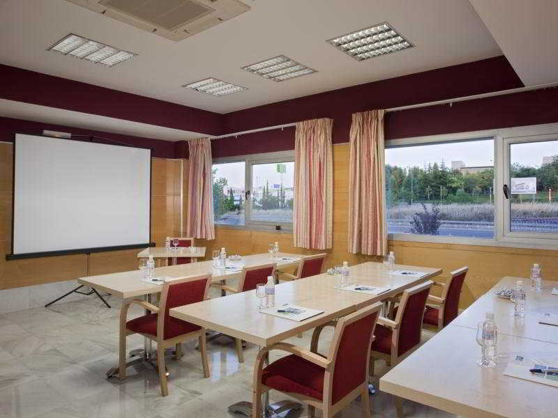 Holiday Inn Express Alcobendas By Ihg Екстериор снимка