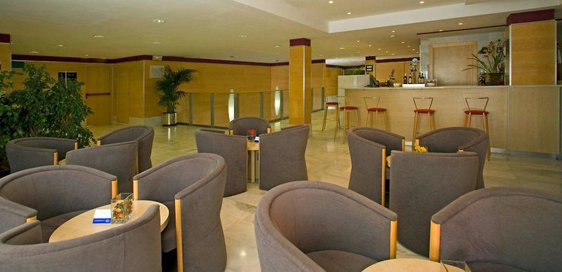 Holiday Inn Express Alcobendas By Ihg Екстериор снимка